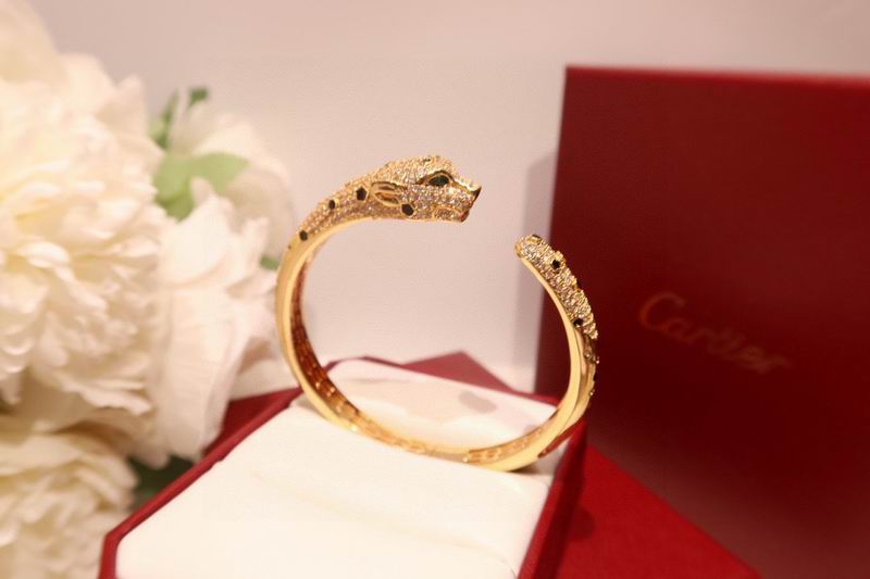 Cartier Bracelet ID:20261020-179
